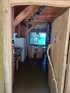 CABAÑA QUINQUIN-  Descanso y naturaleza frente al lago para 4 personas